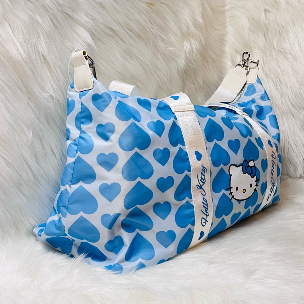 Hello Kitty Duffel‎ Bag - Picture 3 of 5